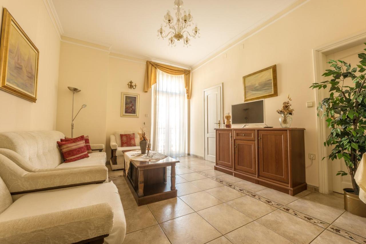 Apartments Villa Devana Опатія Екстер'єр фото